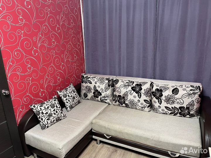 Угловой диван бу