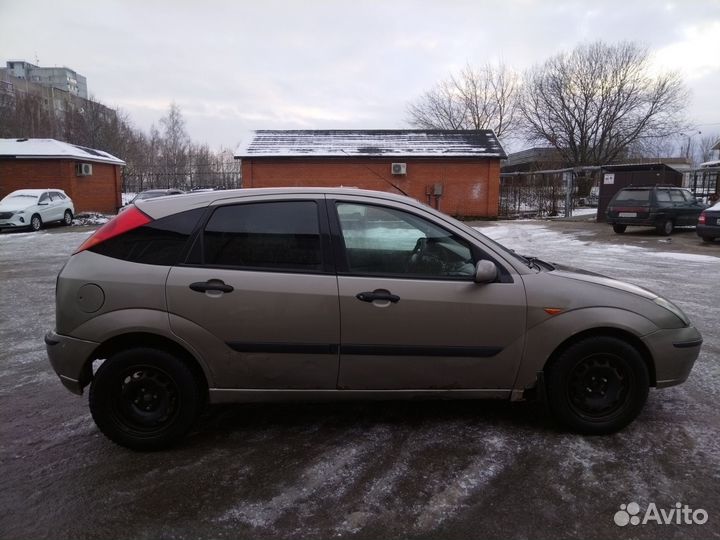 Ford Focus 1.6 МТ, 2003, 385 500 км