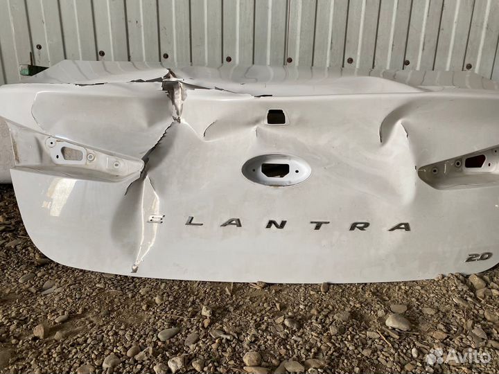 Крышка багажника Hyundai Elantra 6