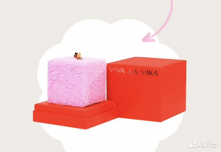 Новые коробочки Viva La Vika Holly June