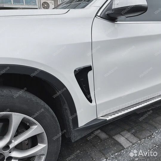 Жабры на крылья BMW X5 F15 черный глянец