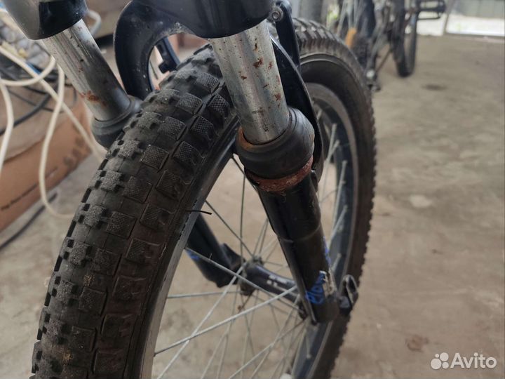 Велосипед mongoose