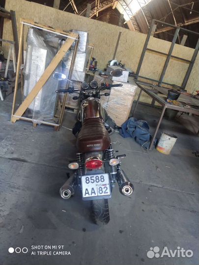 Moto Guzzi v7 aniversario