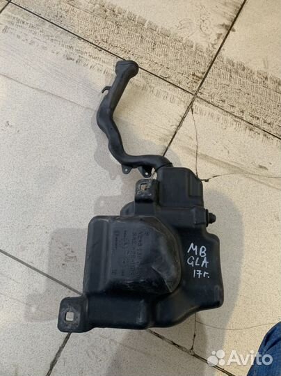Бачок омывателя mercedes cla