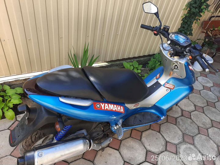 Скутер Yamaha