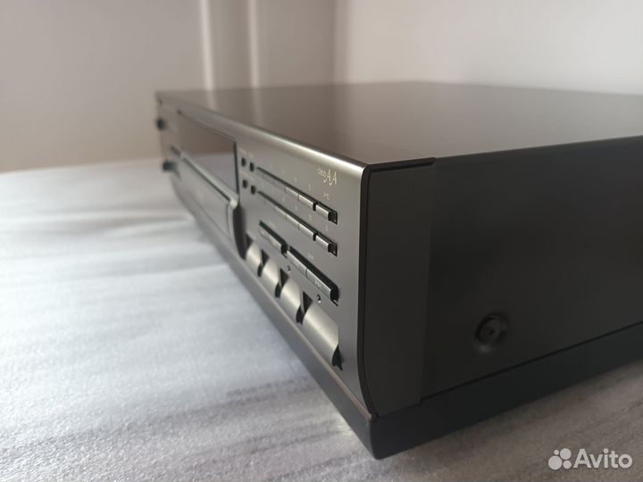 Compact disk player SL-PS 840