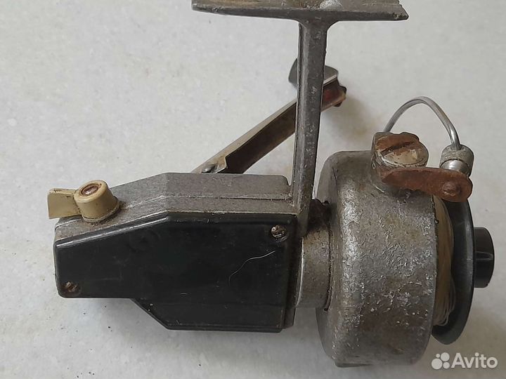 Катушка рыболовная