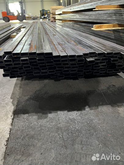 Труба профильная 40x20x2