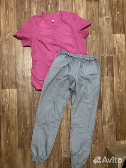 Медицинский костюм