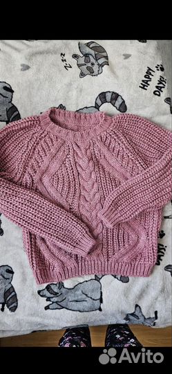 Вязаный свитер