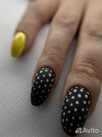 Маникюр с покрытием гель-лаком