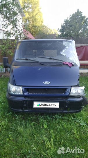 Ford Transit 2.0 МТ, 2002, битый, 290 000 км