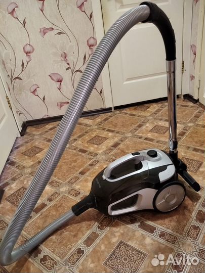 Пылесос polaris