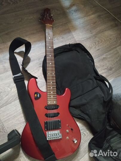 Электрогитара с комбиком invasion Strat HSS
