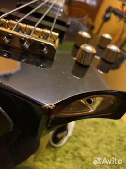 Бас гитара grass roots forest bass