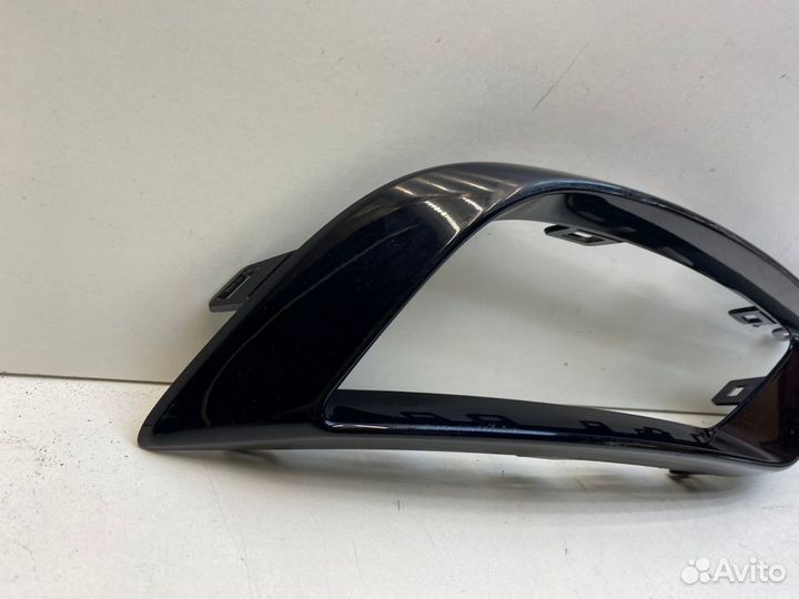 Накладка заднего бампера левая Audi Q8 2018+