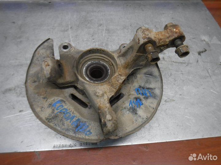 Кулак передний правый Toyota Corolla 120 4ZZ 2005