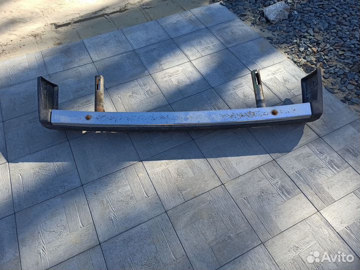 Задний бампер 2107