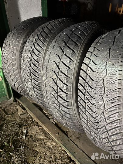 Yokohama Ice Guard IG65 215/65 R16 102T