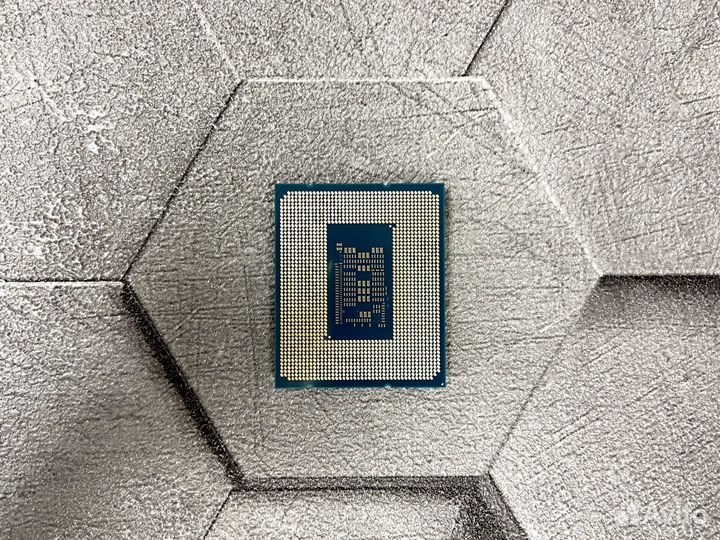 Процессор Intel Core i5-12400F / LGA 1700