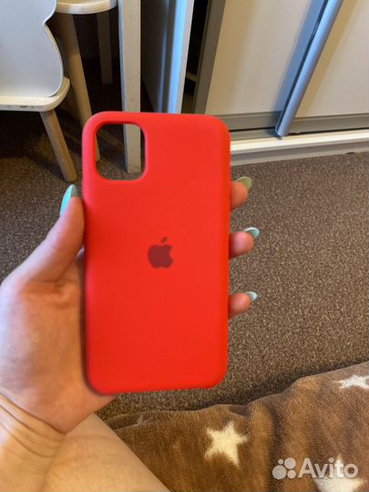 Чехол на iPhone 11