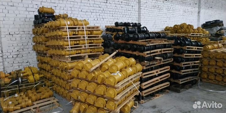 Каток опорный Hitachi ZX200LC-3, ZX200LC, ZX200-5G