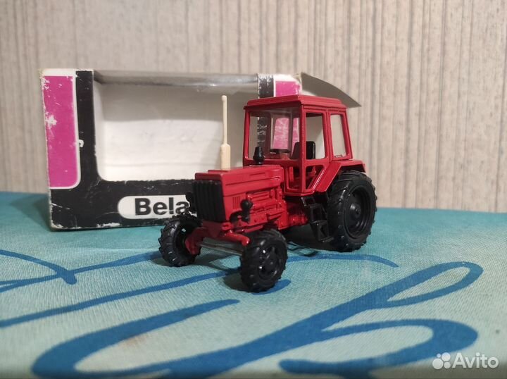 Модель трактора 1:43 СССР