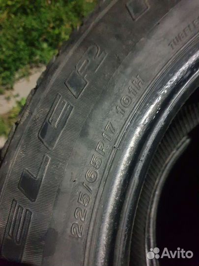 Bridgestone Dueler H/T D687 225/65 R17