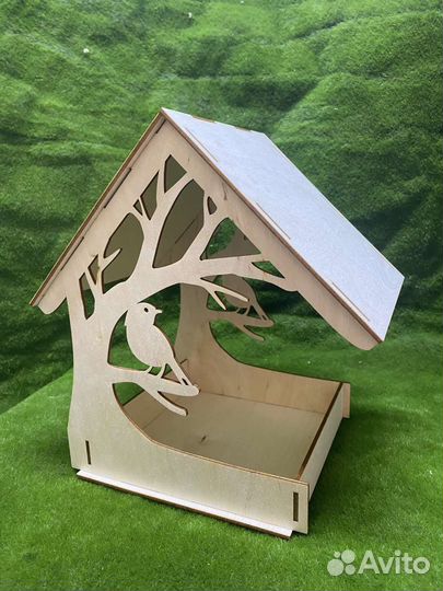 Кормушка для птиц