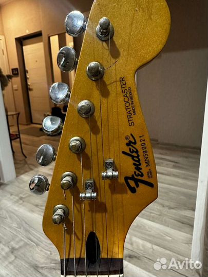 Электро гитара fender stratocaster