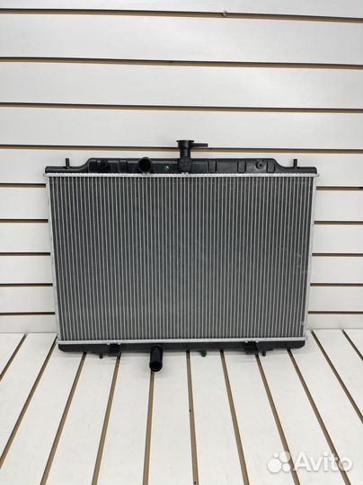 Радиатор охлаждения Nissan X-Trail T31