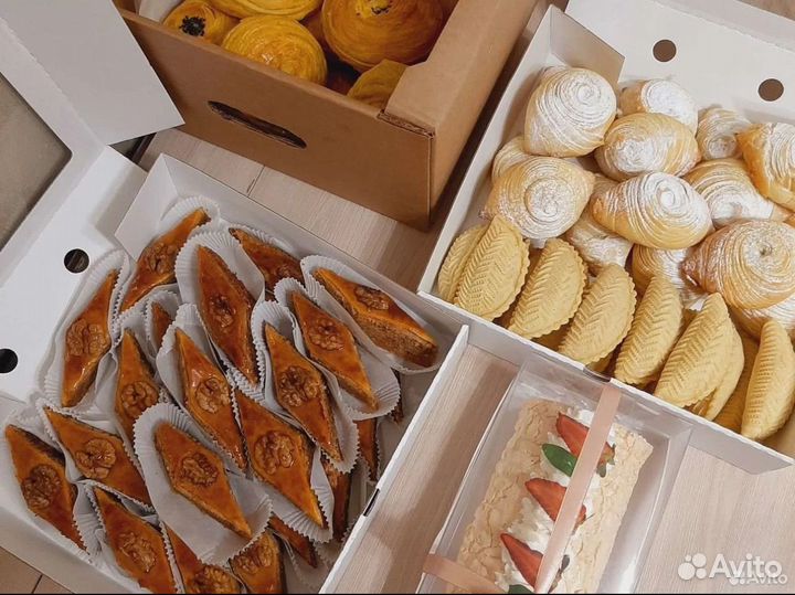 Пахлава, гогал(гохал), торт медовик