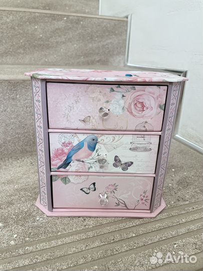 Шкатулка для украшений картон новая