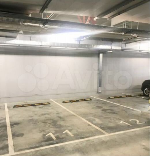 Машиноместо, 15 м²