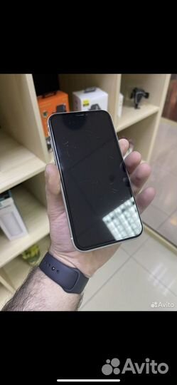 Телефон iPhone хр