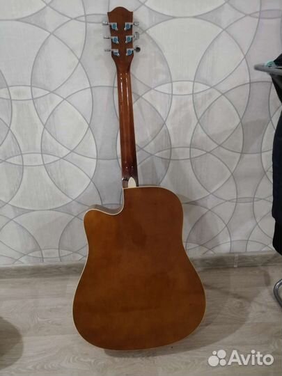 Гитара акустическая