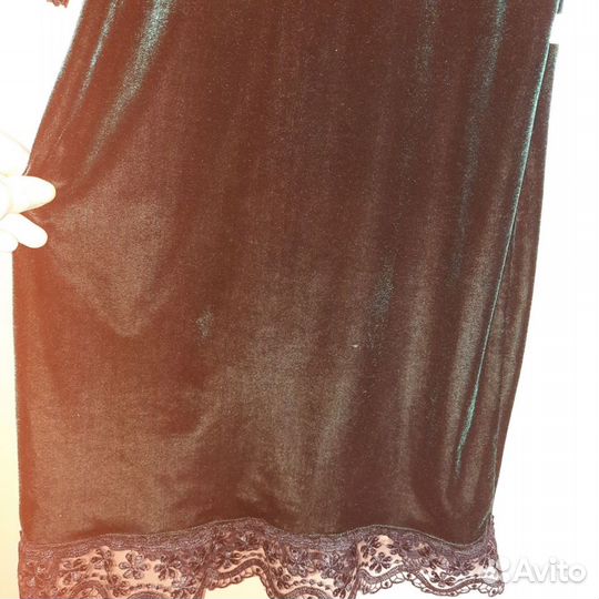 Вечернее платье бархатные 44-46р. Темно-зеленое