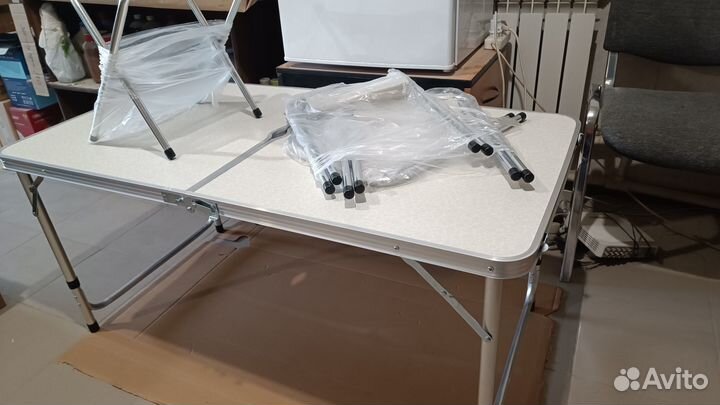 Складной туристический стол + 4 стула