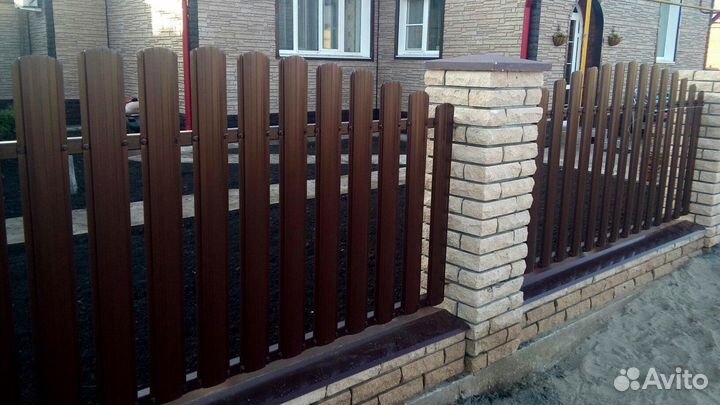 Металлический Евроштакетник для забора