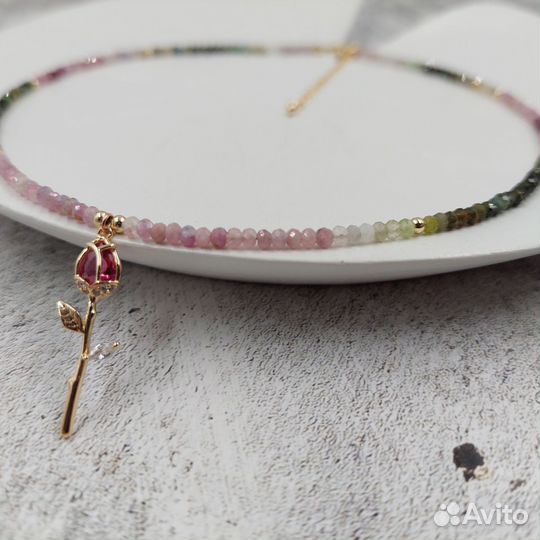 Колье чокер из натуральных камней