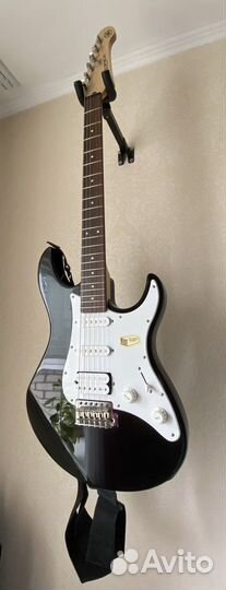 Электро гитара Yamaha Pacifica 112j black