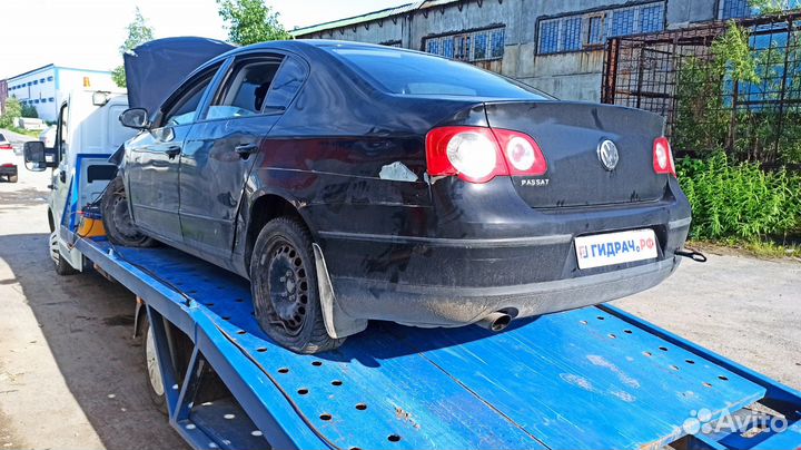 Моторчик стеклоподъемника передний левый Volkswagen Passat B6 1K0959701AC