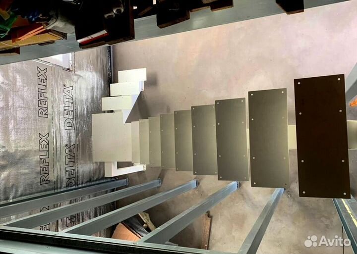 Перила деревянные для лестниц