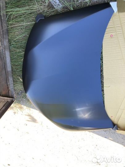 Капот на toyota rav4