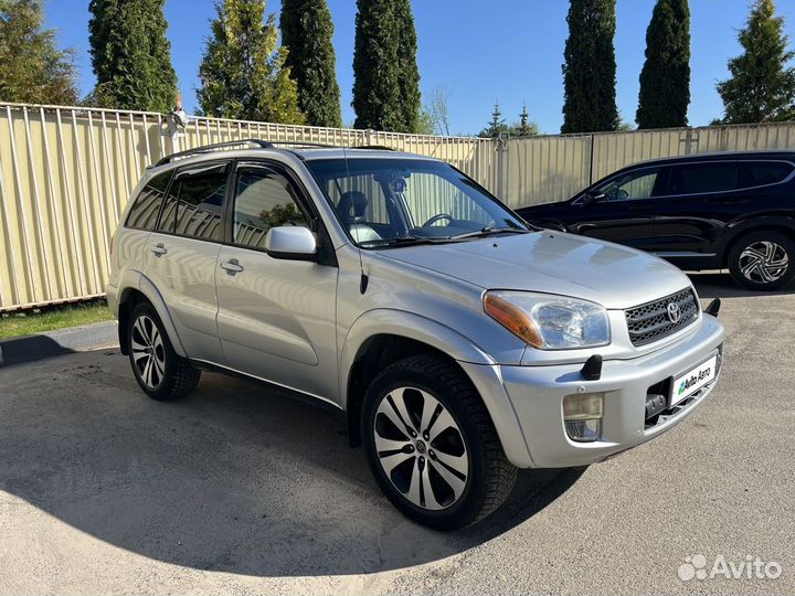 Toyota RAV4 2.0 AT, 2002, 325 000 км