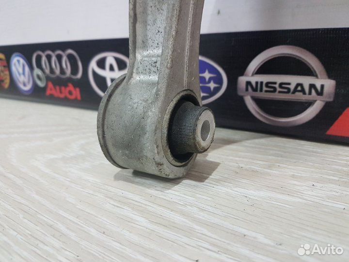 Рычаг подвески верхний передний правый Bmw