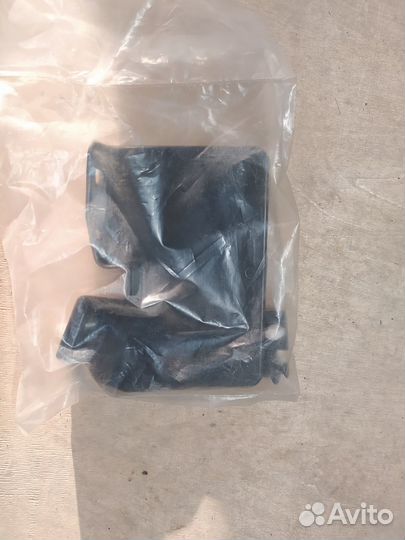 Брызговик Hyundai Ix35 2015 868632S000, задний лев