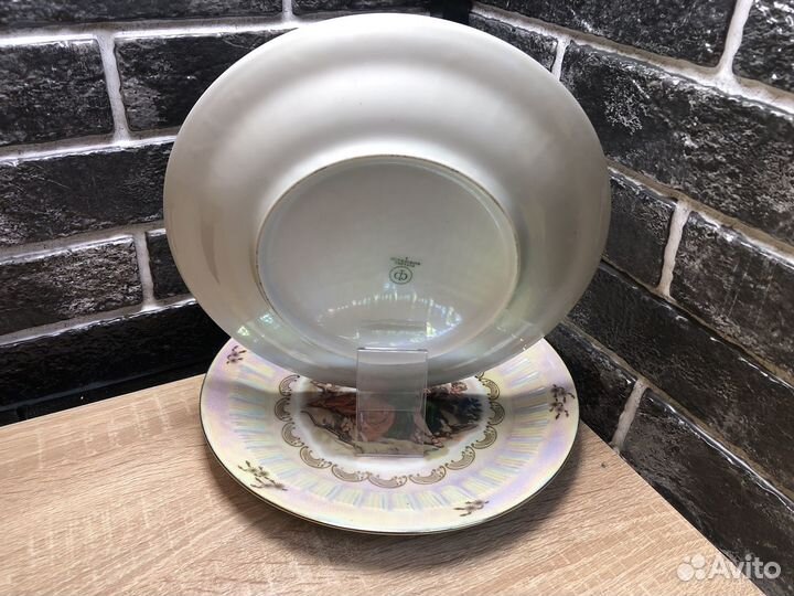 К.2925 Тарелки 24См. мадонна ГДР 2шт