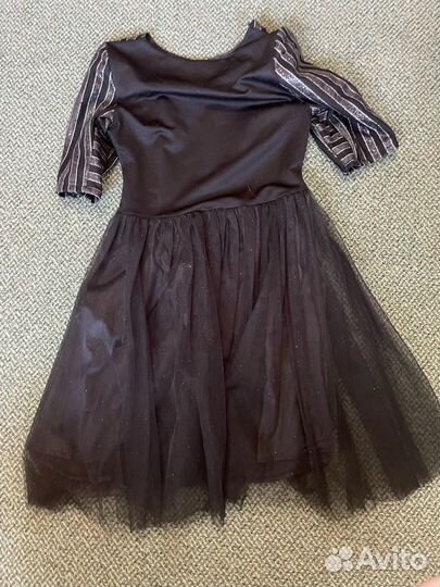 Нарядное платье