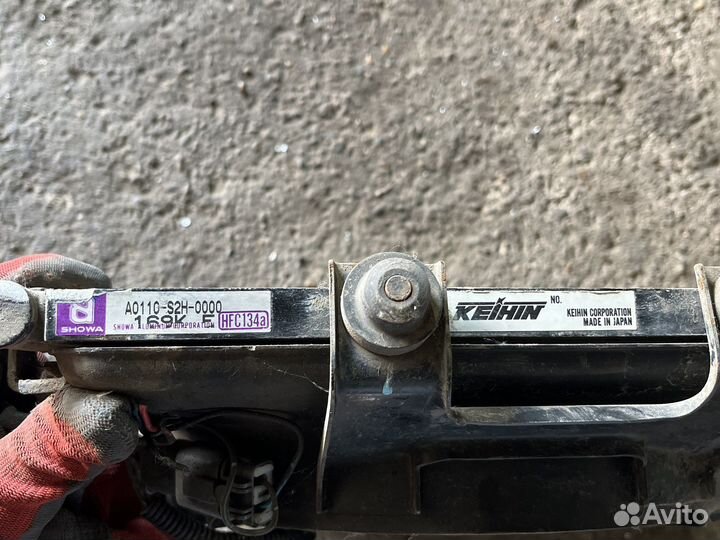 Радиатор кондиционера Honda Hr v